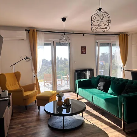 Villa Vista *