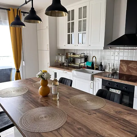 Vista * Zaklopaca (Belgrade)